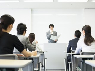 勧誘方法の規制~セミナーや研修会での勧誘~ 勧誘方法の規制~セミナーや研修会での勧誘~