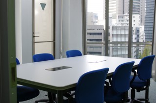 <個別労働紛争>裁判所における紛争処理制度 <個別労働紛争>裁判所における紛争処理制度